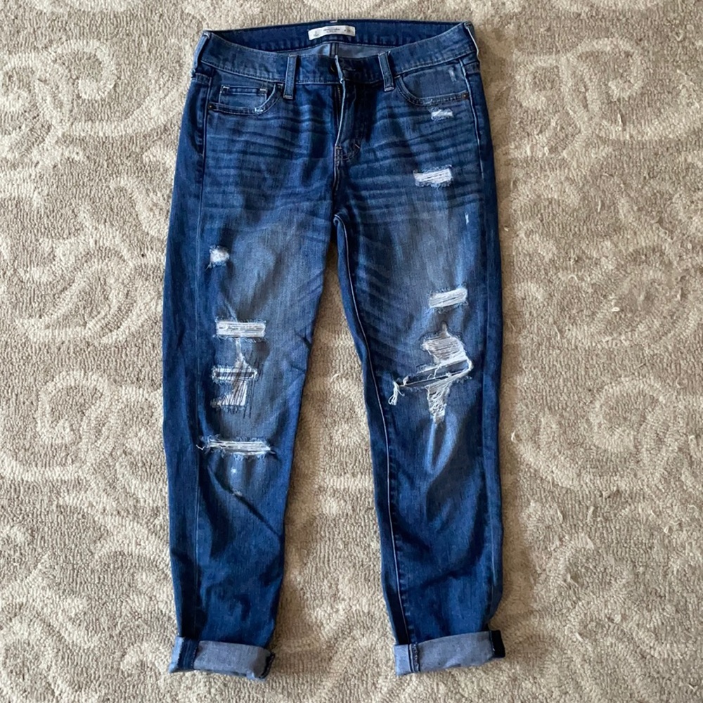 Distressed boyfriend jeans